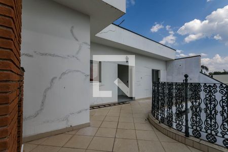 Casa para alugar com 380m², 6 quartos e 4 vagas Casa para alugar com 380m², 6 quartos e 4 vagasVaranda - Quarto 6 - Suíte