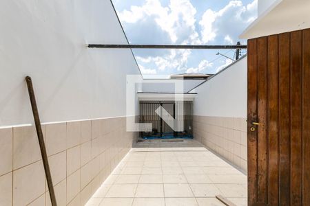 Casa para alugar com 380m², 6 quartos e 4 vagas Casa para alugar com 380m², 6 quartos e 4 vagasQuintal