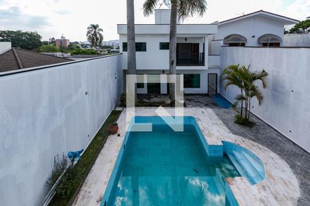 Casa para alugar com 380m², 6 quartos e 4 vagas Casa para alugar com 380m², 6 quartos e 4 vagasVista - Varanda - Quarto 6 - Suíte