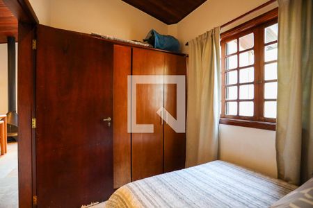 Casa de condomínio para alugar com 350m², 4 quartos e 4 vagasQuarto de hóspedes