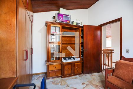 Casa de condomínio para alugar com 350m², 4 quartos e 4 vagasQuarto 4 / escritório