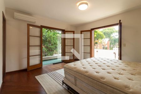 Casa de condomínio para alugar com 350m², 4 quartos e 4 vagasQuarto 1 - Suíte
