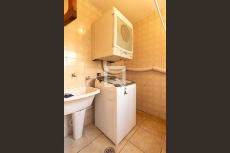Casa de condomínio para alugar com 350m², 4 quartos e 4 vagasÁrea de Serviço