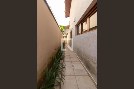 Casa de condomínio para alugar com 350m², 4 quartos e 4 vagasÁrea de Serviço