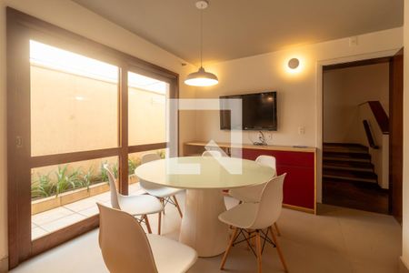 Casa de condomínio para alugar com 350m², 4 quartos e 4 vagasCozinha