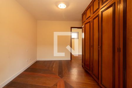 Casa de condomínio para alugar com 350m², 4 quartos e 4 vagasQuarto 3
