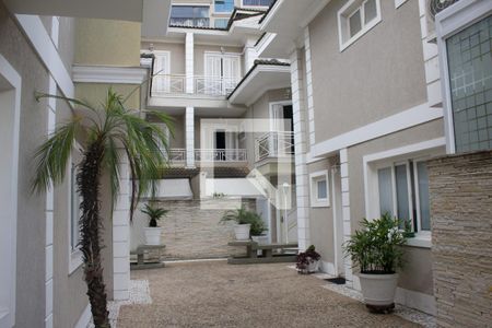 Casa de condomínio para alugar com 156m², 3 quartos e 2 vagas Casa de condomínio para alugar com 156m², 3 quartos e 2 vagasÁrea comum