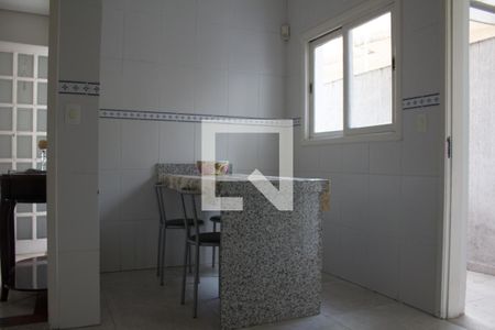 Casa de condomínio para alugar com 156m², 3 quartos e 2 vagas Casa de condomínio para alugar com 156m², 3 quartos e 2 vagasCozinha