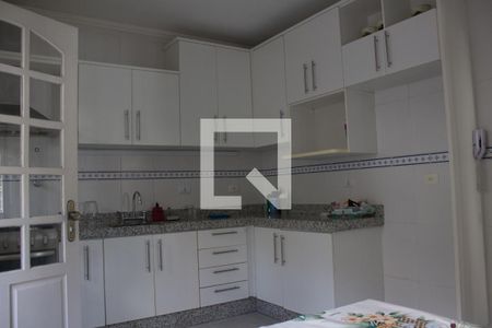 Casa de condomínio para alugar com 156m², 3 quartos e 2 vagas Casa de condomínio para alugar com 156m², 3 quartos e 2 vagasCozinha