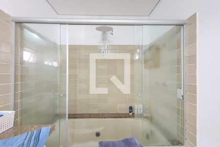 Casa de condomínio para alugar com 320m², 5 quartos e 4 vagas Casa de condomínio para alugar com 320m², 5 quartos e 4 vagasBanheiro 1