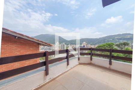 Casa de condomínio para alugar com 320m², 5 quartos e 4 vagas Casa de condomínio para alugar com 320m², 5 quartos e 4 vagasSuíte 2