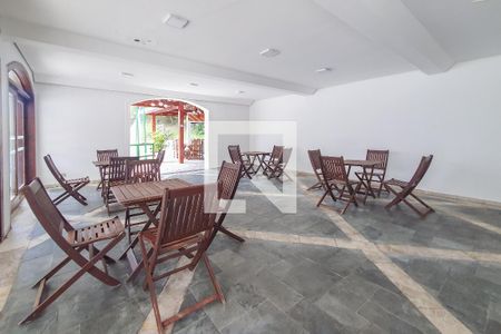 Casa de condomínio para alugar com 320m², 5 quartos e 4 vagas Casa de condomínio para alugar com 320m², 5 quartos e 4 vagasÁrea comum