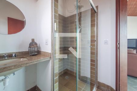 Casa de condomínio para alugar com 320m², 5 quartos e 4 vagas Casa de condomínio para alugar com 320m², 5 quartos e 4 vagasBanheiro 4