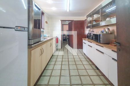 Casa de condomínio para alugar com 320m², 5 quartos e 4 vagas Casa de condomínio para alugar com 320m², 5 quartos e 4 vagasCozinha