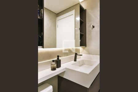 Apartamento à venda com 74m², 2 quartos e 1 vagaBanheiro Social