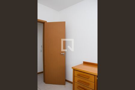 Quarto 01 de apartamento à venda com 3 quartos, 79m² em Lins de Vasconcelos, Rio de Janeiro