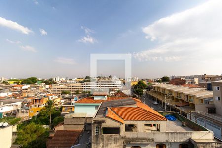 Vista Varanda e Área de Serviço de apartamento à venda com 2 quartos, 52m² em Vila Danubio Azul, São Paulo