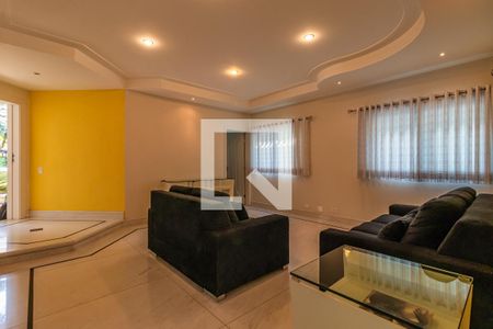 Casa de condomínio à venda com 544m², 4 quartos e 4 vagasSala