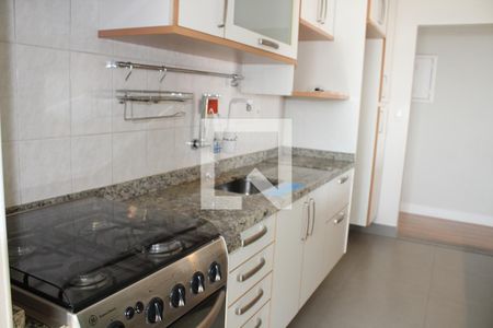 Apartamento à venda com 68m², 2 quartos e 2 vagasCozinha