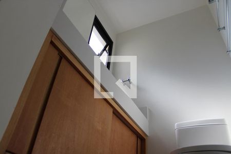 Apartamento à venda com 68m², 2 quartos e 2 vagasBanheiro do Quarto 2