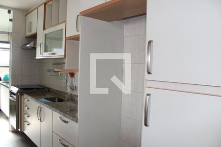 Apartamento à venda com 68m², 2 quartos e 2 vagasCozinha - Armários