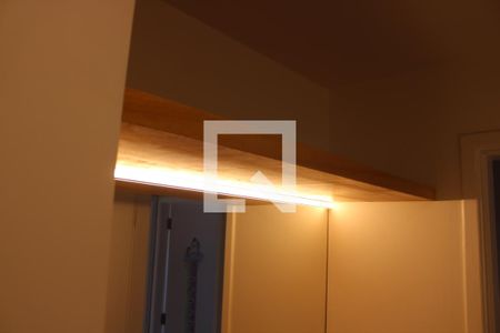 Banheiro de apartamento à venda com 2 quartos, 68m² em Vila Anglo Brasileira, São Paulo