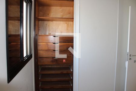 Apartamento à venda com 68m², 2 quartos e 2 vagasQuarto 1 