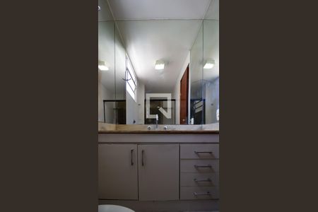 Banheiro do Quarto 1 de apartamento à venda com 3 quartos, 128m² em Ipanema, Rio de Janeiro
