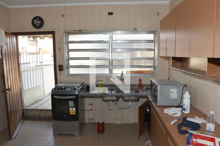 Cozinha de casa para alugar com 3 quartos, 200m² em Cupecê, São Paulo