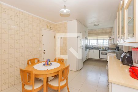 Apartamento para alugar com 180m², 4 quartos e 2 vagasCozinha