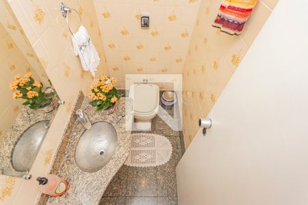Lavabo de apartamento para alugar com 4 quartos, 180m² em Liberdade, São Paulo