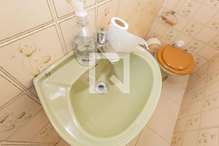 Apartamento para alugar com 180m², 4 quartos e 2 vagasBanheiro de serviço