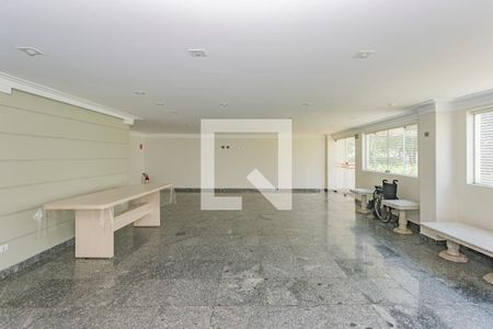 Apartamento para alugar com 180m², 4 quartos e 2 vagasÁrea comum - Salão de festas