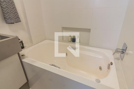Apartamento para alugar com 147m², 3 quartos e 3 vagas Apartamento para alugar com 147m², 3 quartos e 3 vagasBanheiro do Quarto 1