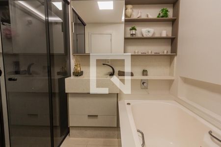 Apartamento para alugar com 147m², 3 quartos e 3 vagas Apartamento para alugar com 147m², 3 quartos e 3 vagasBanheiro do Quarto 2