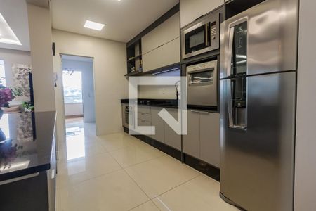 Apartamento para alugar com 147m², 3 quartos e 3 vagas Apartamento para alugar com 147m², 3 quartos e 3 vagasCozinha