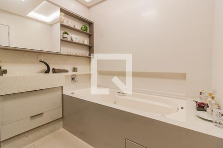 Apartamento para alugar com 147m², 3 quartos e 3 vagas Apartamento para alugar com 147m², 3 quartos e 3 vagasBanheiro do Quarto 2