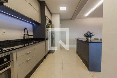 Apartamento para alugar com 147m², 3 quartos e 3 vagas Apartamento para alugar com 147m², 3 quartos e 3 vagasCozinha