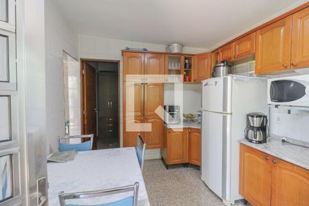 Casa à venda com 170m², 3 quartos e 3 vagasCozinha