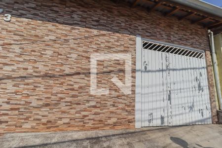 Casa à venda com 170m², 3 quartos e 3 vagasFachada