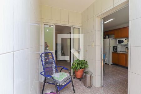 Casa à venda com 170m², 3 quartos e 3 vagasÁrea de Serviço