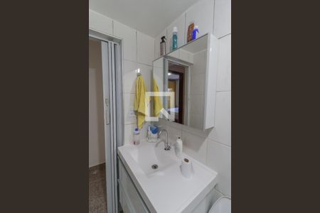 Casa à venda com 170m², 3 quartos e 3 vagasBanheiro