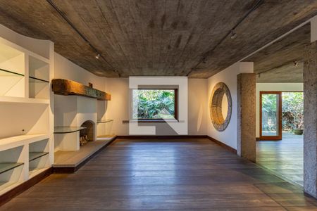 Sala de casa à venda com 5 quartos, 680m² em Cidade Jardim, São Paulo