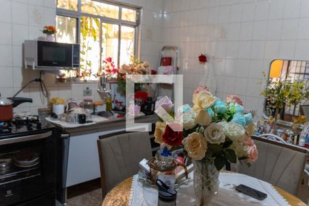 Casa à venda com 130m², 3 quartos e 5 vagas Casa à venda com 130m², 3 quartos e 5 vagasCozinha