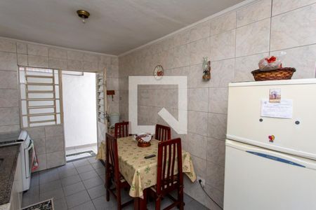 Casa à venda com 250m², 5 quartos e 2 vagas Casa à venda com 250m², 5 quartos e 2 vagasCozinha