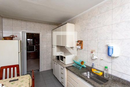 Casa à venda com 250m², 5 quartos e 2 vagas Casa à venda com 250m², 5 quartos e 2 vagasCozinha