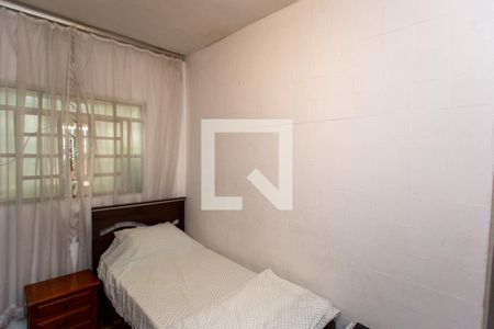 Casa à venda com 250m², 5 quartos e 2 vagas Casa à venda com 250m², 5 quartos e 2 vagasQuarto 2