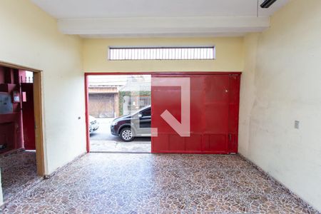 Casa à venda com 300m², 3 quartos e 4 vagas Casa à venda com 300m², 3 quartos e 4 vagasGaragem
