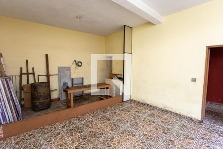 Casa à venda com 300m², 3 quartos e 4 vagas Casa à venda com 300m², 3 quartos e 4 vagasGaragem
