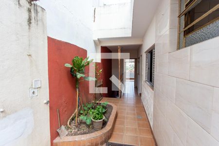 Casa à venda com 300m², 3 quartos e 4 vagas Casa à venda com 300m², 3 quartos e 4 vagasÁrea comum